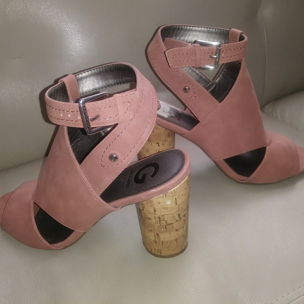Guess Womens chunky heels